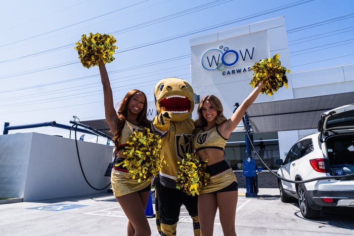 Vegas Golden Knights outside of WOW Carwash