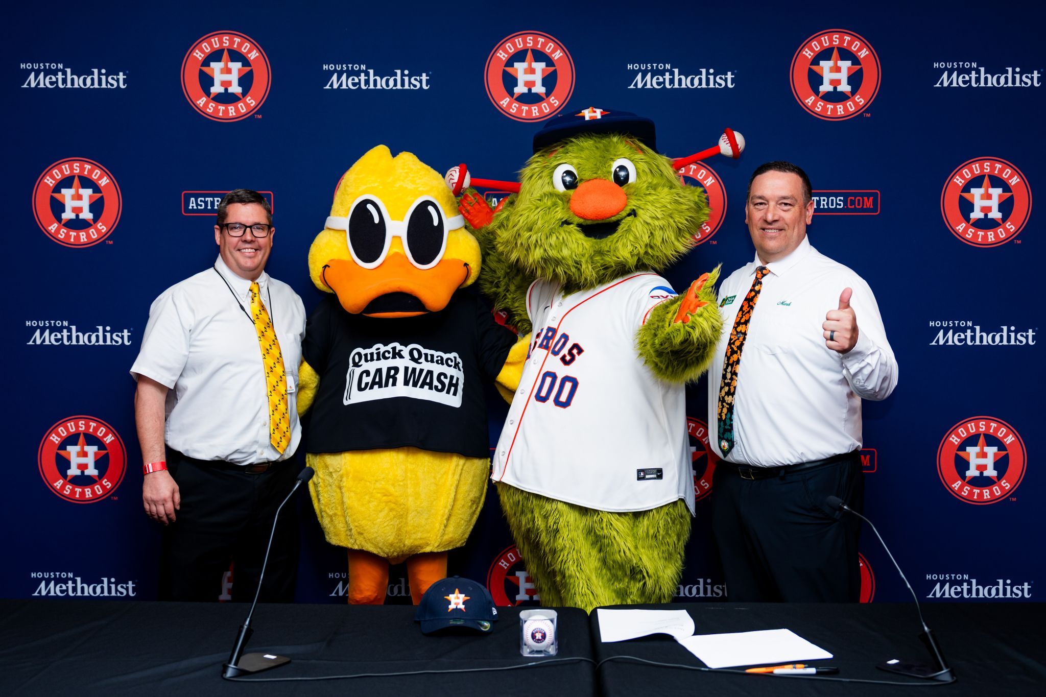 quick-quack-astros-cwnews